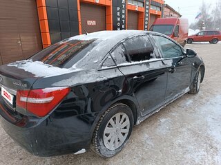 2012 Chevrolet Cruze I, чёрный, 670000 рублей, вид 3