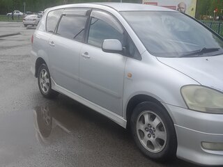 2002 Toyota Ipsum II (M20), серебристый, 850000 рублей, вид 4