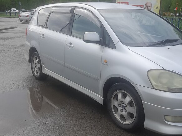 2002 Toyota Ipsum II (M20), серебристый, 850000 рублей - вид 3