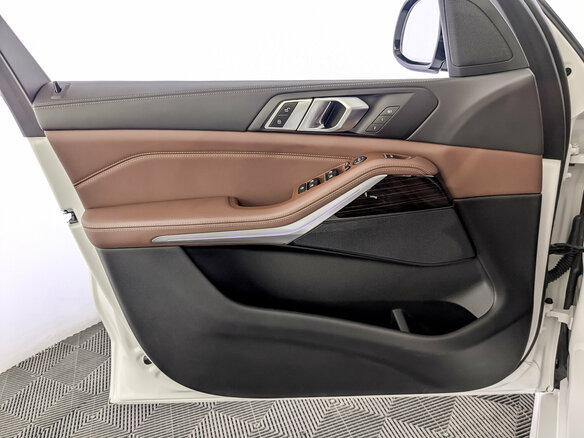 2023 BMW X5 30d IV (G05/G18) Рестайлинг, белый, 10850000 рублей - вид 19