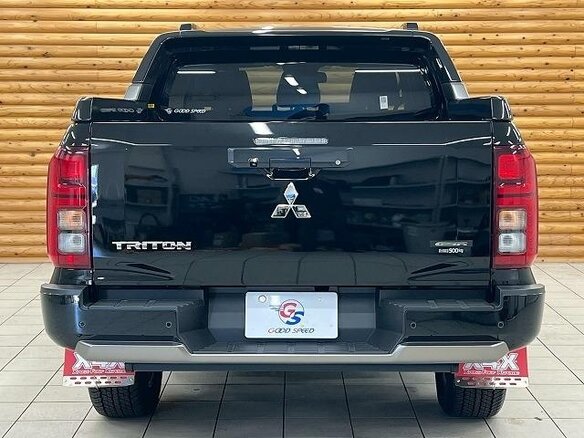 2025 Mitsubishi Triton VI, чёрный, 4690000 рублей - вид 5