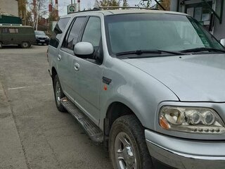 2001 Ford Expedition I, серебристый, 950000 рублей, вид 2