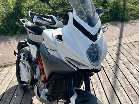2016 MV Agusta Turismo Veloce 800, белый, 700000 рублей, вид 2