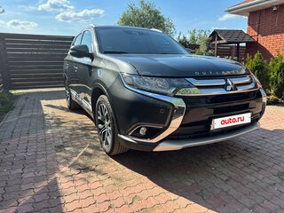 2018 Mitsubishi Outlander III Рестайлинг 2, серый, 2450000 рублей, вид 2
