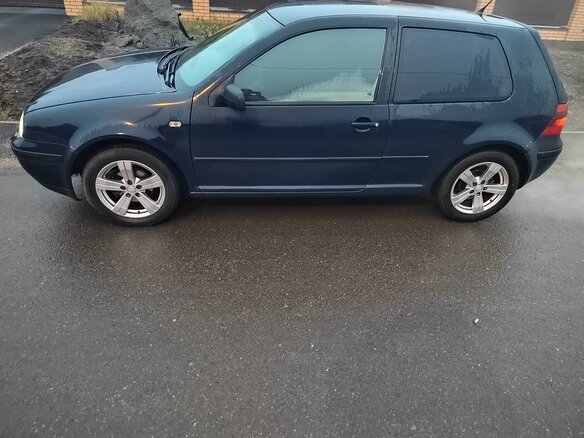 1999 Volkswagen Golf IV, синий, 410000 рублей - вид 3