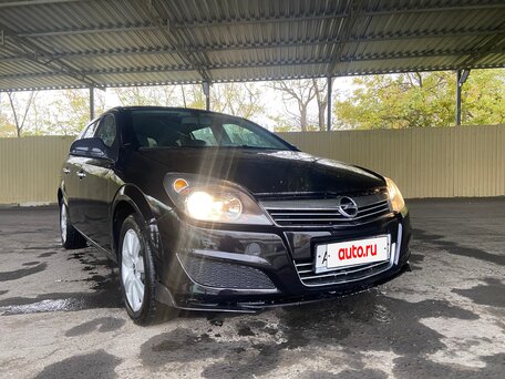 2010 Opel Astra H Рестайлинг, чёрный, 610000 рублей, вид 4