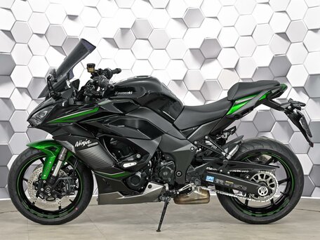 2023 Kawasaki Ninja 1000 SX, чёрный, 1179000 рублей, вид 3