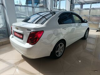 2013 Chevrolet Aveo II, белый, 569000 рублей, вид 5
