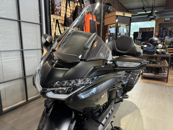 2022 Honda GL 1800 Gold Wing, чёрный, 3250000 рублей - вид 7