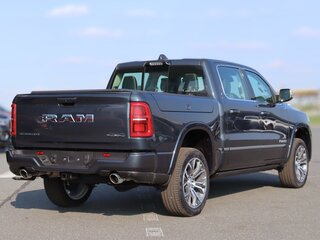 2026 Ram 1500 Crew Cab V Рестайлинг, синий, 12390000 рублей, вид 2