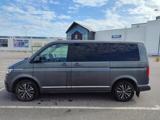 2021 Volkswagen Multivan T6 Рестайлинг, серый, 7500000 рублей, вид 2