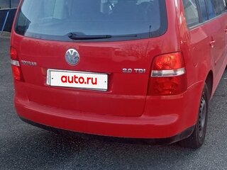 2005 Volkswagen Touran I, красный, 700000 рублей, вид 4