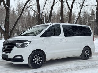 2018 Hyundai H-1 II Рестайлинг 2, белый, 2850000 рублей, вид 2