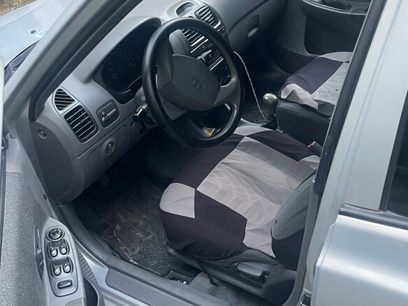 2010 Hyundai Accent ТагАЗ II, серебристый, 450000 рублей - вид 10