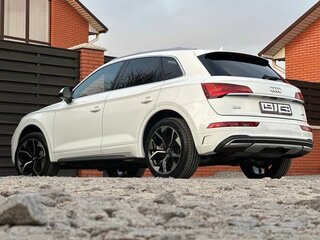 2020 Audi Q5 45 TFSI II (FY), белый, 3700000 рублей, вид 2