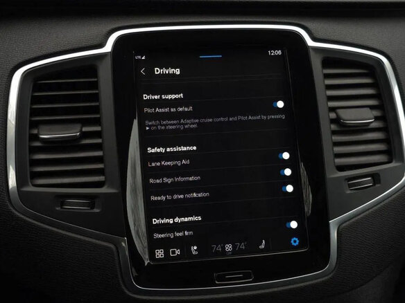 2024 Volvo XC90 B5 II Рестайлинг 1, белый, 6168493 рублей - вид 26