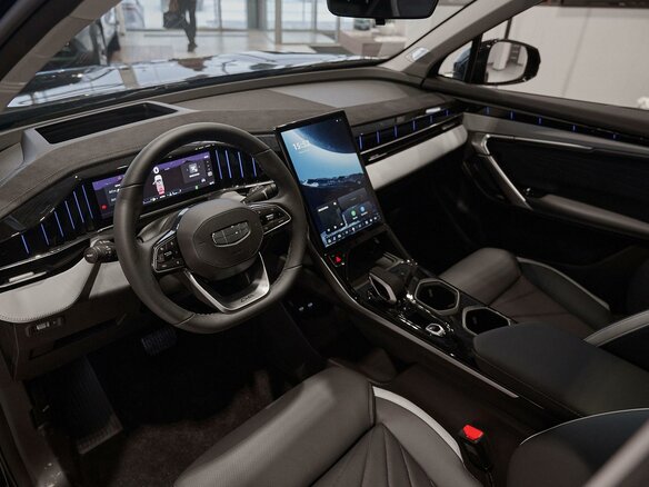 2026 Geely Atlas II, чёрный, 3909990 рублей - вид 23