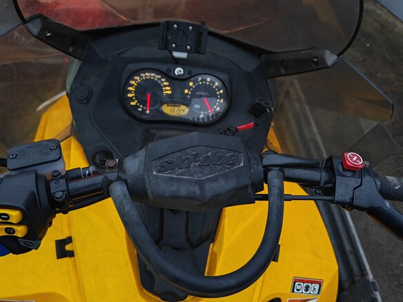 2010 BRP Ski-Doo Tundra 550, жёлтый, 890000 рублей - вид 14