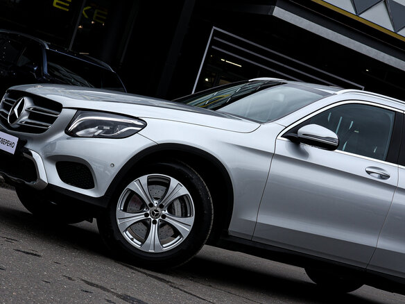 2017 Mercedes-Benz GLC 250 d I (X253), серебристый, 5145525 рублей - вид 27
