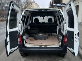 2011 Citroen Berlingo I Рестайлинг, белый, 235000 рублей, вид 3