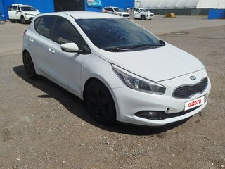 2013 Kia Ceed II, белый, 1200000 рублей, вид 3