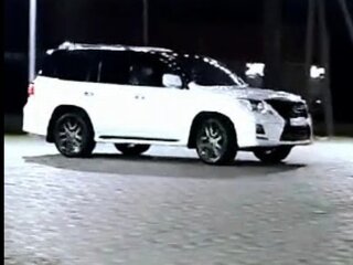 2011 Lexus LX 570 III, белый, 2990000 рублей, вид 3