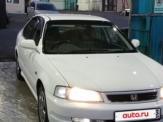 1998 Honda Domani II, белый, 299000 рублей, вид 3