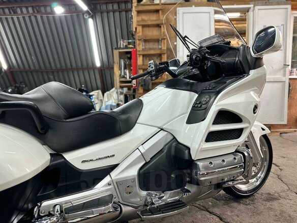 2011 Honda GL 1800 Gold Wing, белый, 1550000 рублей - вид 28