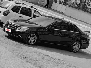 2010 Mercedes-Benz E-Класс 200 5G-Tronic IV (W212, S212, C207), чёрный, 1280000 рублей, вид 4