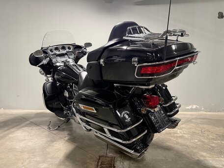 2013 Harley-Davidson Electra Glide, чёрный, 1600000 рублей, вид 5