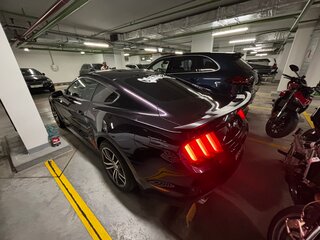 2016 Ford Mustang VI, фиолетовый, 3800000 рублей, вид 5