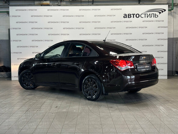 2014 Chevrolet Cruze I Рестайлинг, коричневый - вид 2