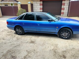 1995 Audi A6 I (C4), синий, 329000 рублей, вид 3