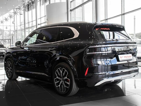 2026 Zeekr 8X 70 kWh, чёрный, 12235000 рублей - вид 3