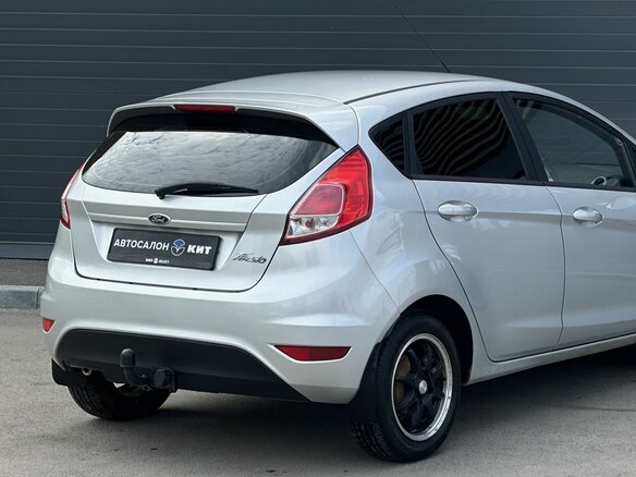 2015 Ford Fiesta Mk6 Рестайлинг, серебристый, 545000 рублей - вид 10
