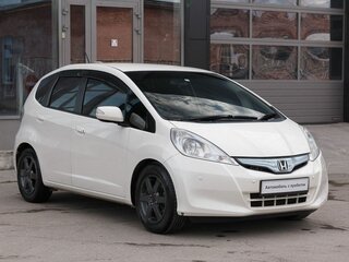 2011 Honda Fit Hybrid II, белый, 780000 рублей, вид 3