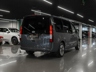 2024 Hyundai Staria I, серый, 6300000 рублей, вид 5