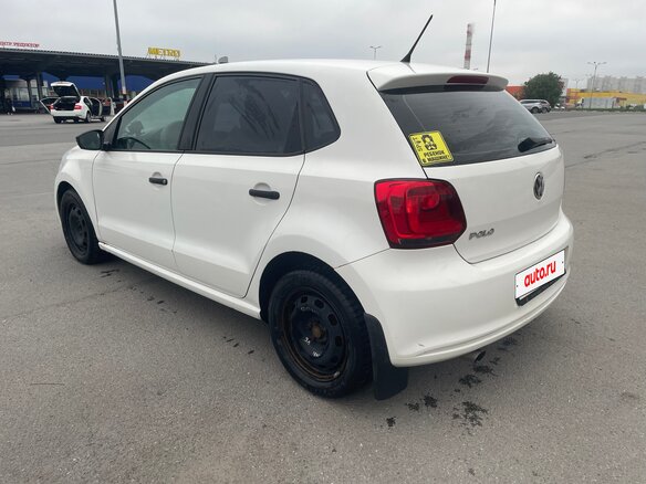 2010 Volkswagen Polo V, белый, 500000 рублей - вид 10