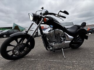 2012 Honda VT 1300CX Fury, чёрный, 650000 рублей, вид 1