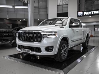 2026 Ram 1500 Crew Cab V Рестайлинг, белый, 11497478 рублей, вид 5