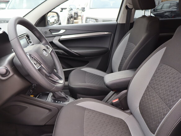 2024 Lada (ВАЗ) Vesta SW I Рестайлинг (NG), белый - вид 7