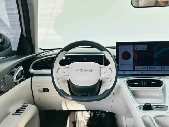 2025 Geely Geome Xingyuan 40.16 kWh, зелёный, 1588011 рублей - вид 16