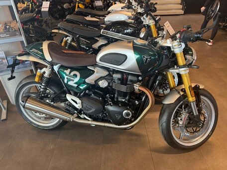 2026 Triumph Speed Twin, зелёный, 2440000 рублей, вид 1