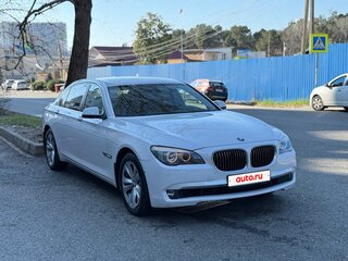 2008 BMW 7 серии Long 740Li V (F01/F02/F04), белый, 1600000 рублей, вид 3