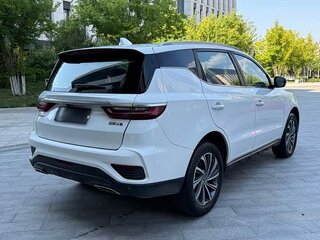2019 Geely Vision X6 II Рестайлинг, белый, 1290000 рублей, вид 4