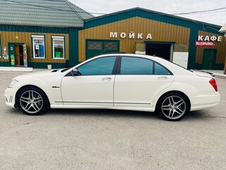 2008 Mercedes-Benz S-Класс 550 Long V (W221), белый, 1300000 рублей, вид 4