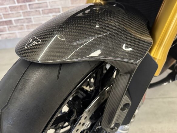 2023 Triumph Speed Triple, белый, 1472000 рублей - вид 11