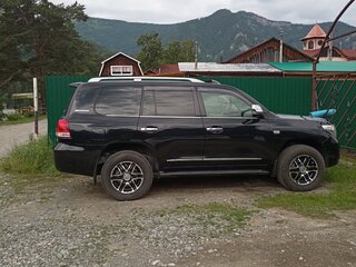2011 Toyota Land Cruiser 200 Series, чёрный, 4100000 рублей, вид 5
