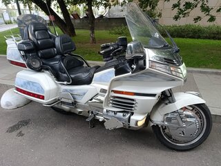 1998 Honda GL 1500 Gold Wing, белый, 500000 рублей, вид 1