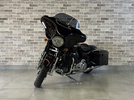 2011 Harley-Davidson CVO Street Glide, чёрный, 1211000 рублей, вид 2